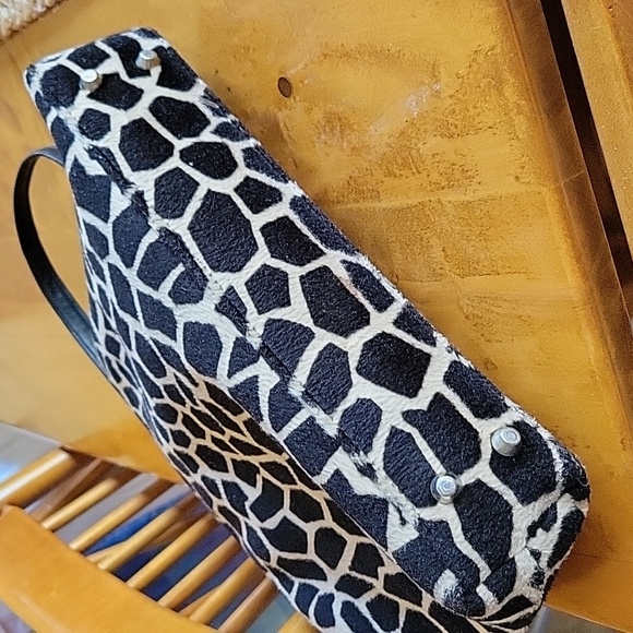 Kate Spade New York Leather Trimmed Animal Print Shoulder Bag - Picture 5 of 11